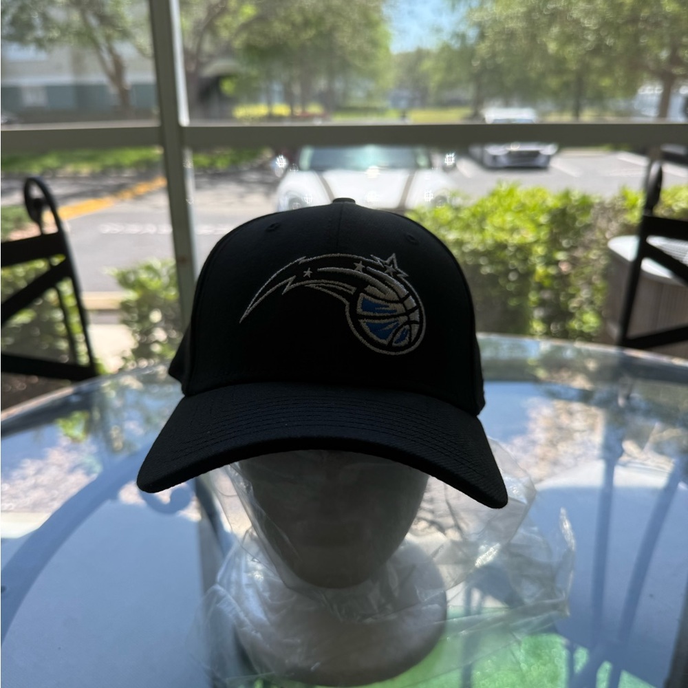 Fitted Orlando Magic Black Cap Size L/XL